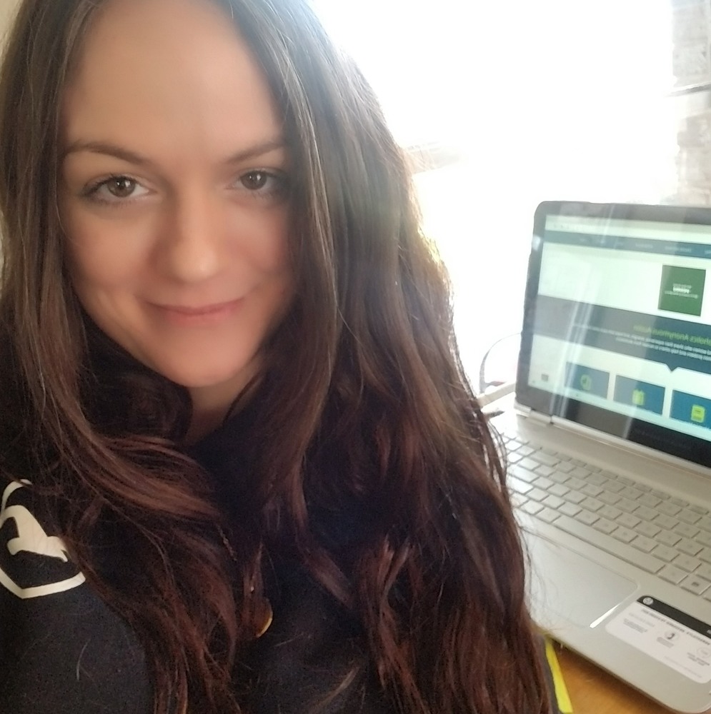 Meet your Posher, Laura